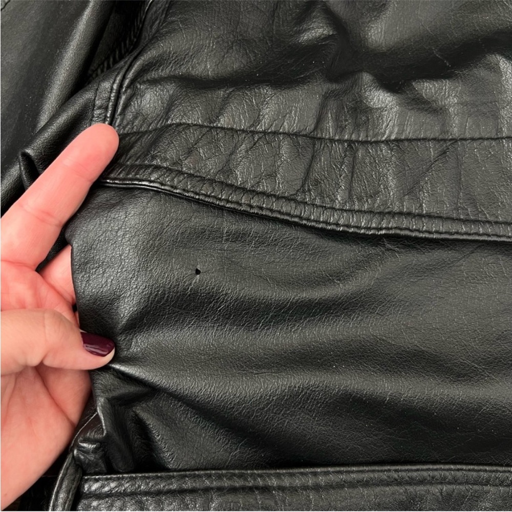 Vintage Black Leather Coat - Picture 12 of 16